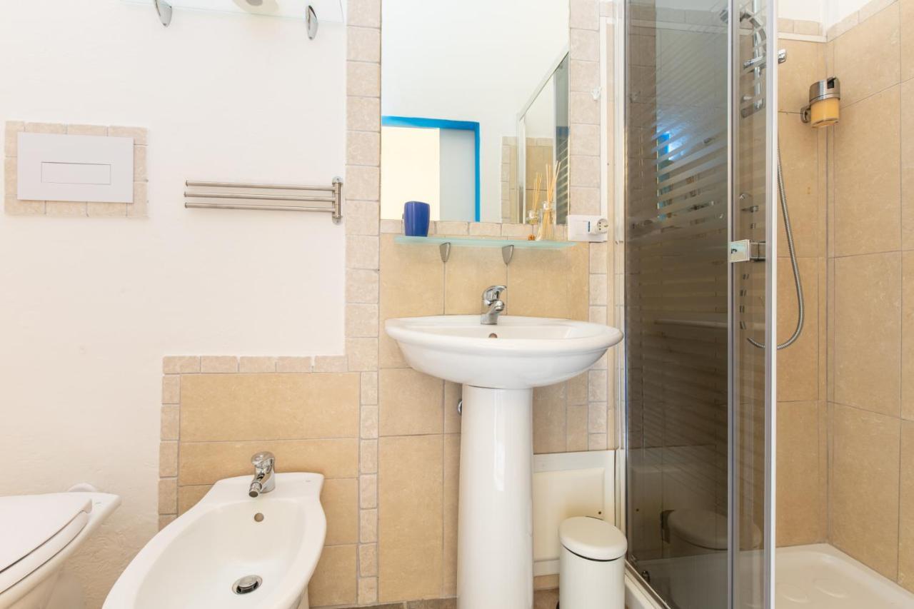 Assaje Guestroom Olbia Bagian luar foto
