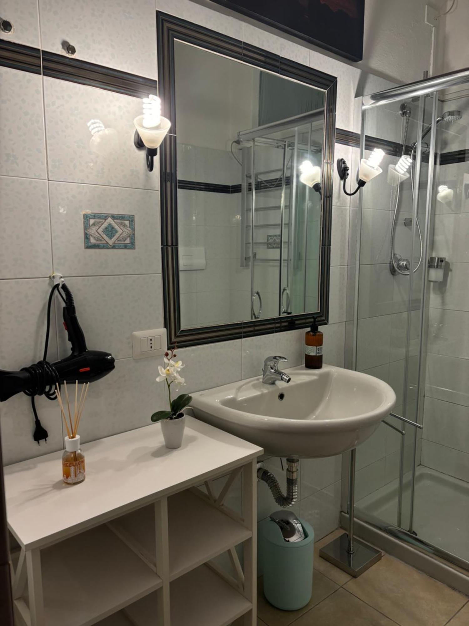 Assaje Guestroom Olbia Bagian luar foto